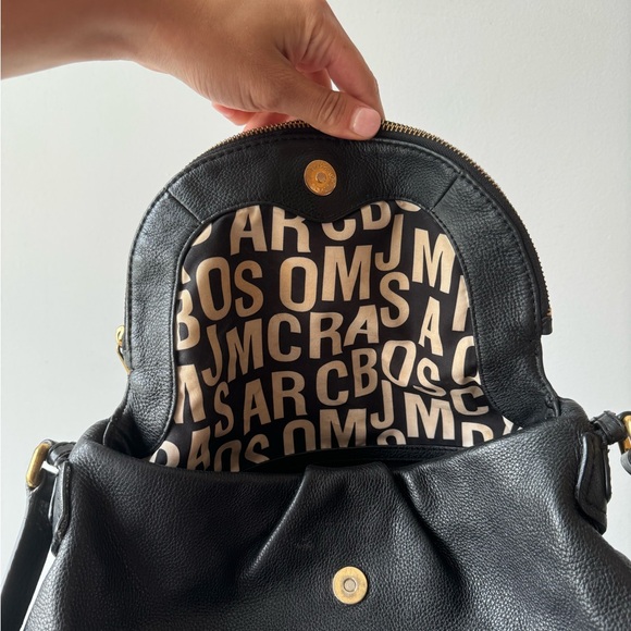 MARC JACOBS Crossbody Bag Circa 2014 - Picture 3 of 6